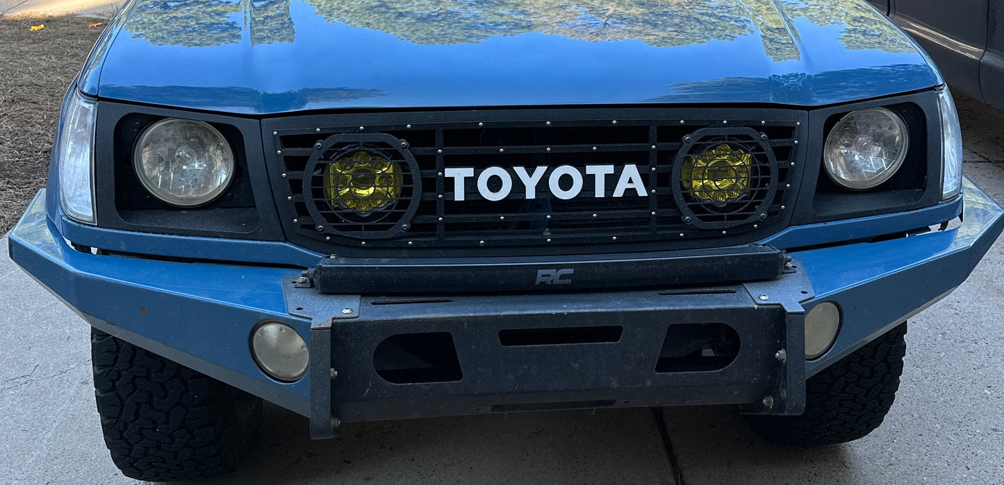 98-05 100 series 7" round headlight housing