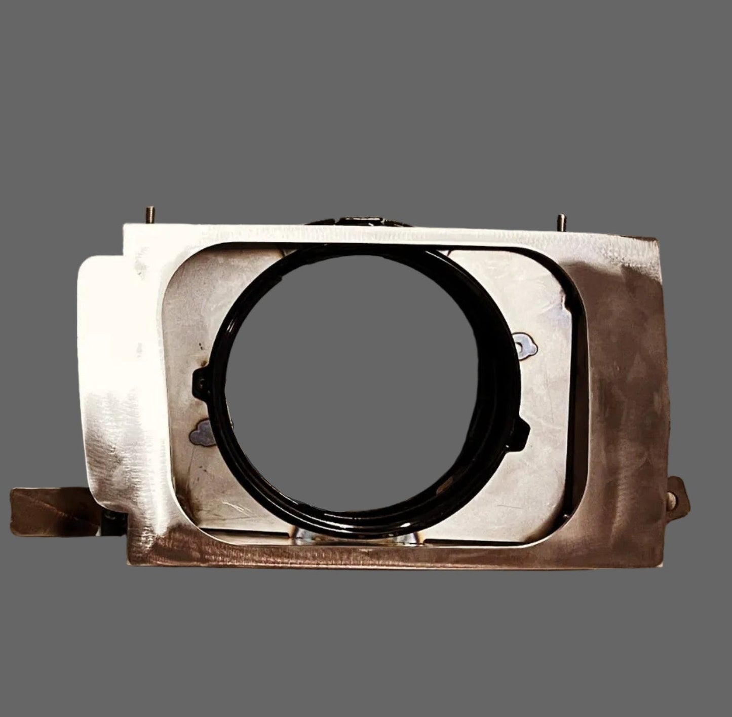 91-97 80 Series Land Cruiser 7" round headlight housings